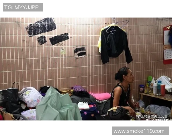 香港01调查揭示市民消费信心大幅下滑 经济复苏前景堪忧